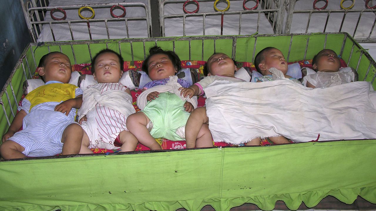 Южна Корея отчете рекорден ръст на раждаемостта за първите пет