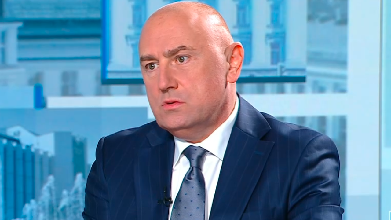 Сянката на дълговата спирала ни преследва. Това каза в предаването