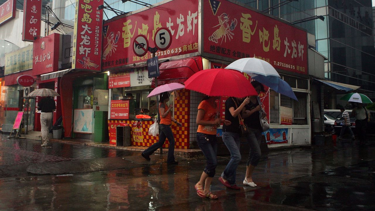 Токио заплаши да нападне Китай, Пекин - да "отреже врата" на Япония