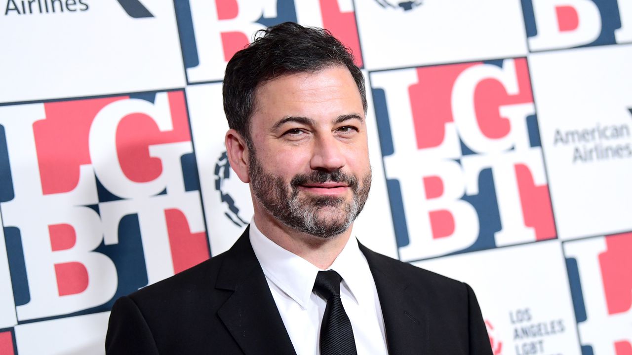 Джими Кимъл се връща в ефир