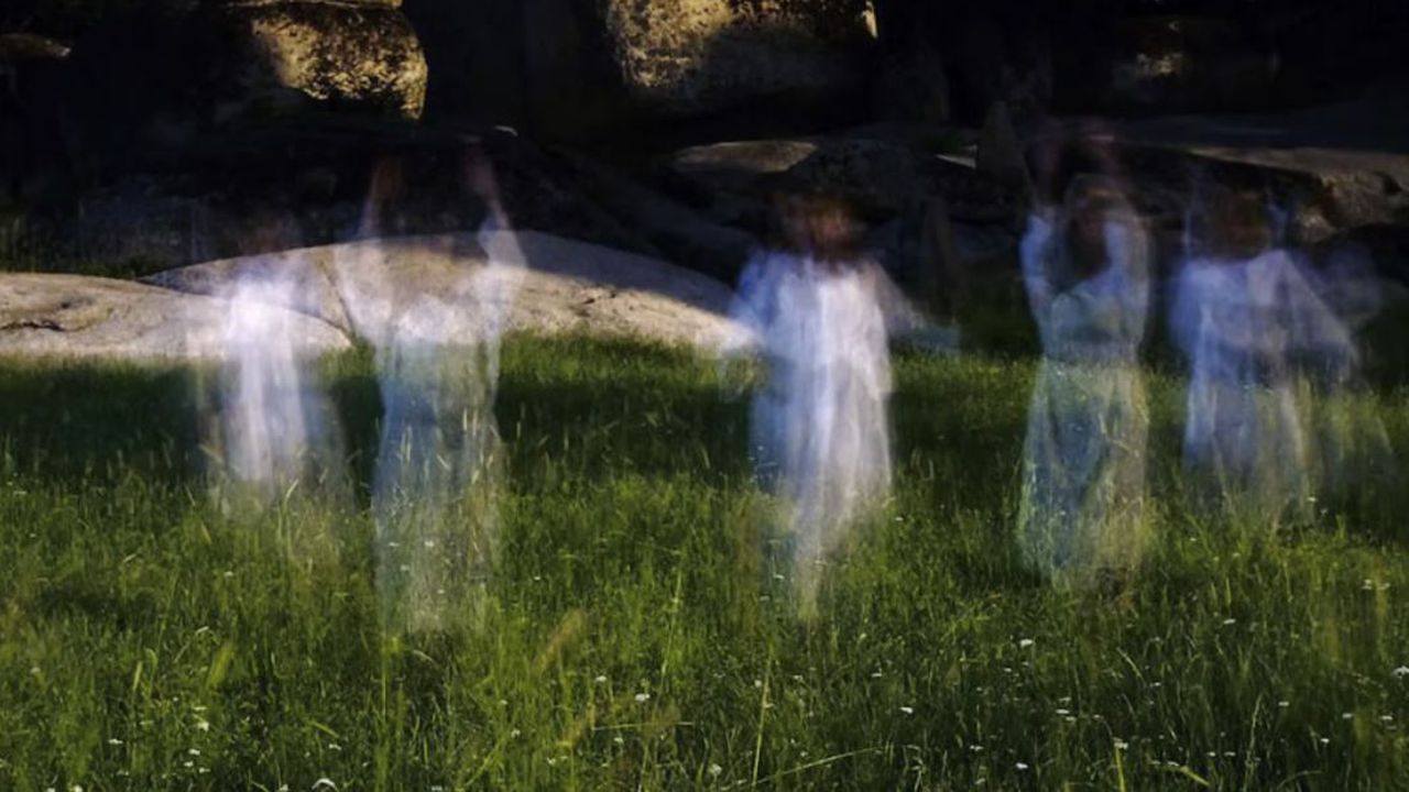 Въпреки че българите са християни от вече 11 века, съвсем