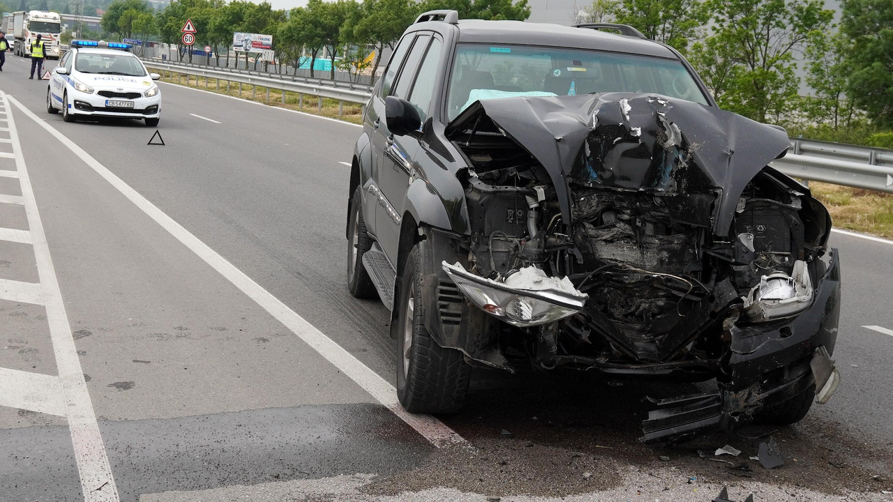 Три нови жертви взе войната по пътищата