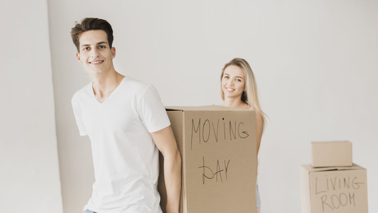 През 2024 г. младите хора в ЕС са напуснали дома