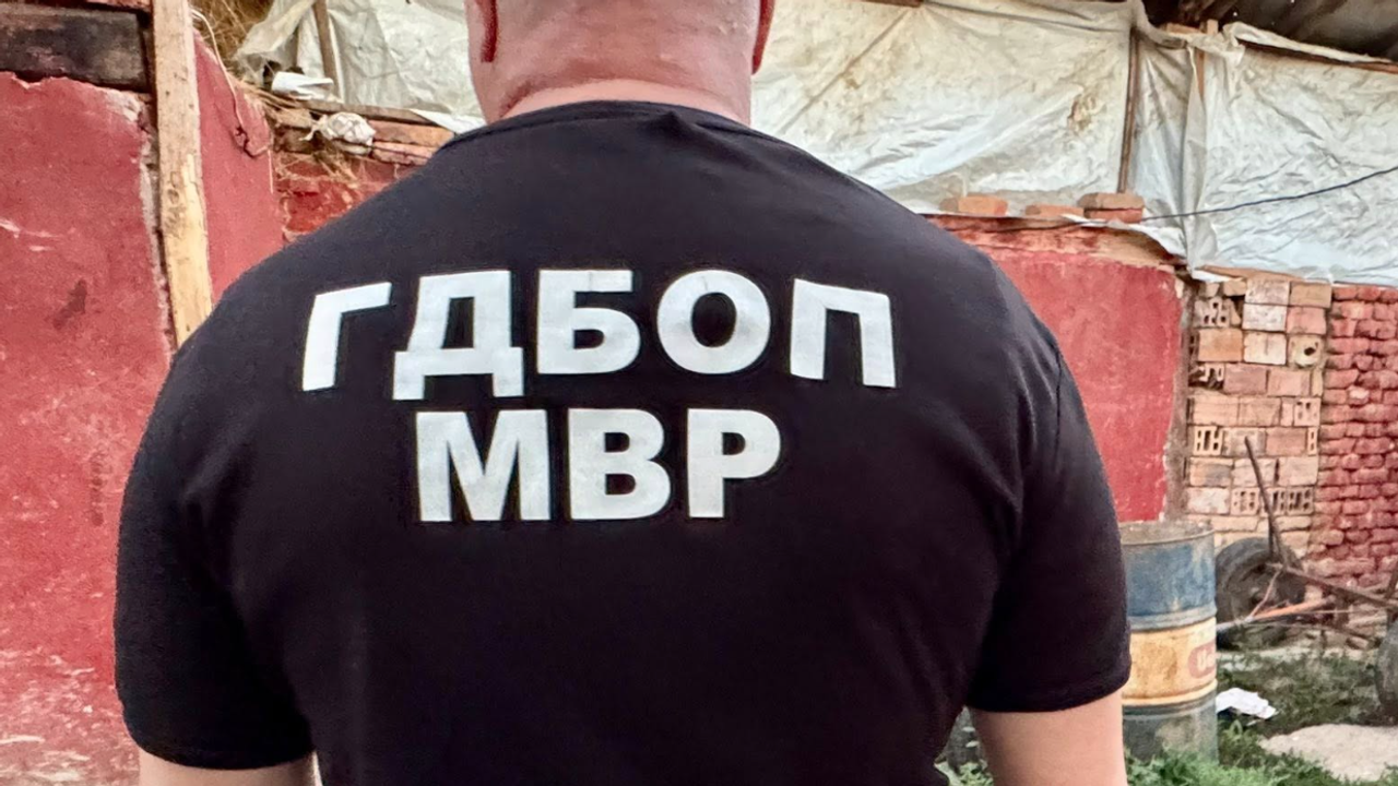 Преди минути от сградата на Изпитвателната лаборатория на ВиК –