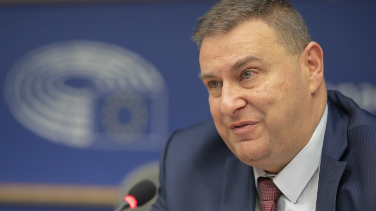 Емил Радев организира международен форум в ЕП за потенциала и рисковете от развитието на изкуствения интелект