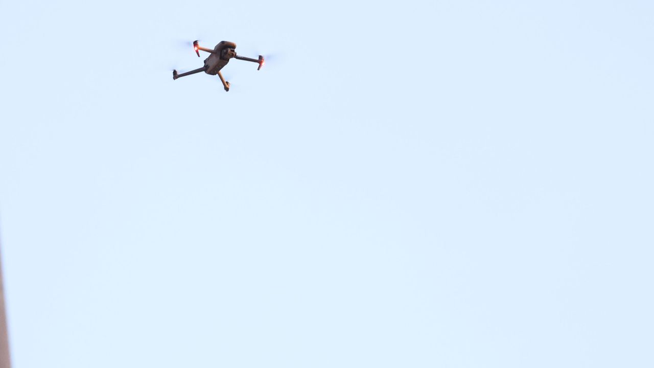 От вторник летището на столицата, което не работи от две