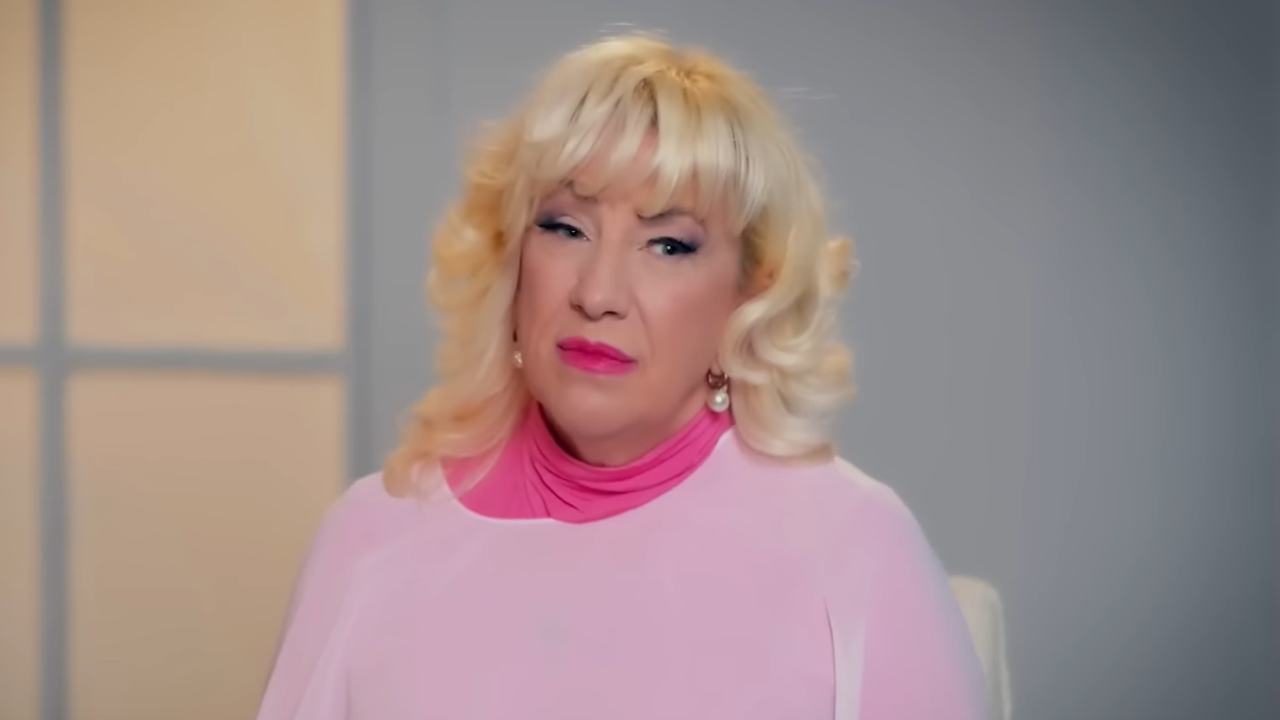 "Пеех между куршумите на един Гергьовден": Сашка Васева си спомни за нейно участие от мутренските години