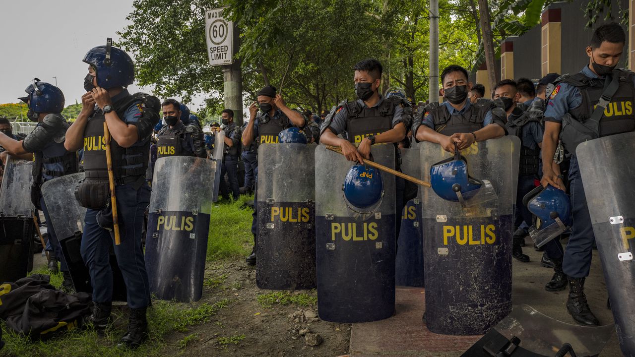 Иззетите наркотици са били официално предадени на Филипинската агенция за