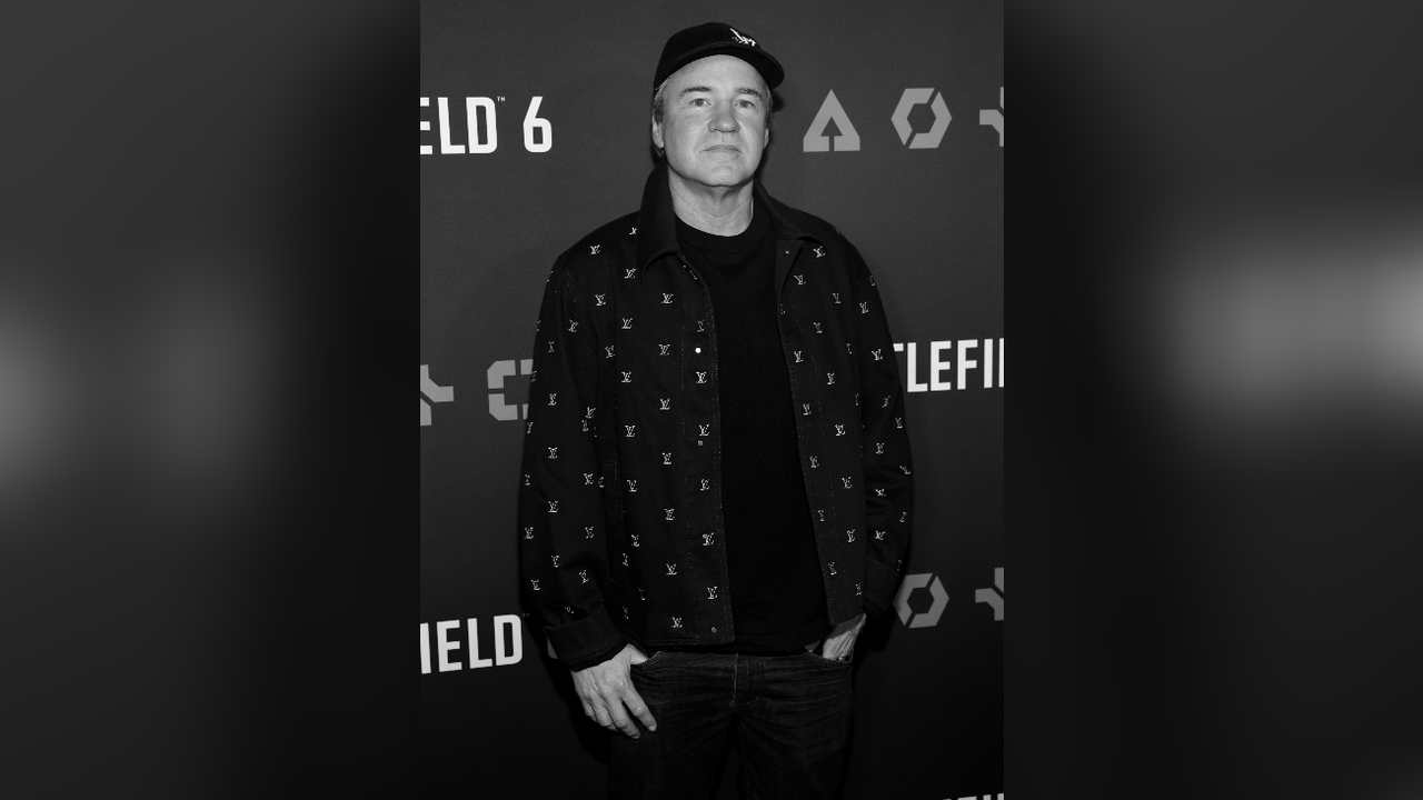 Ferrari 296 GTS, което е управлявал, е излязло от пътя