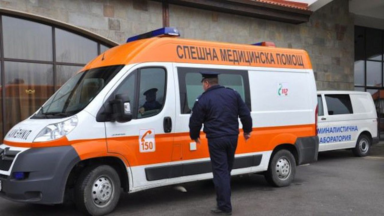 25-годишна жена се нагълта с хапчета, борят се за живота й