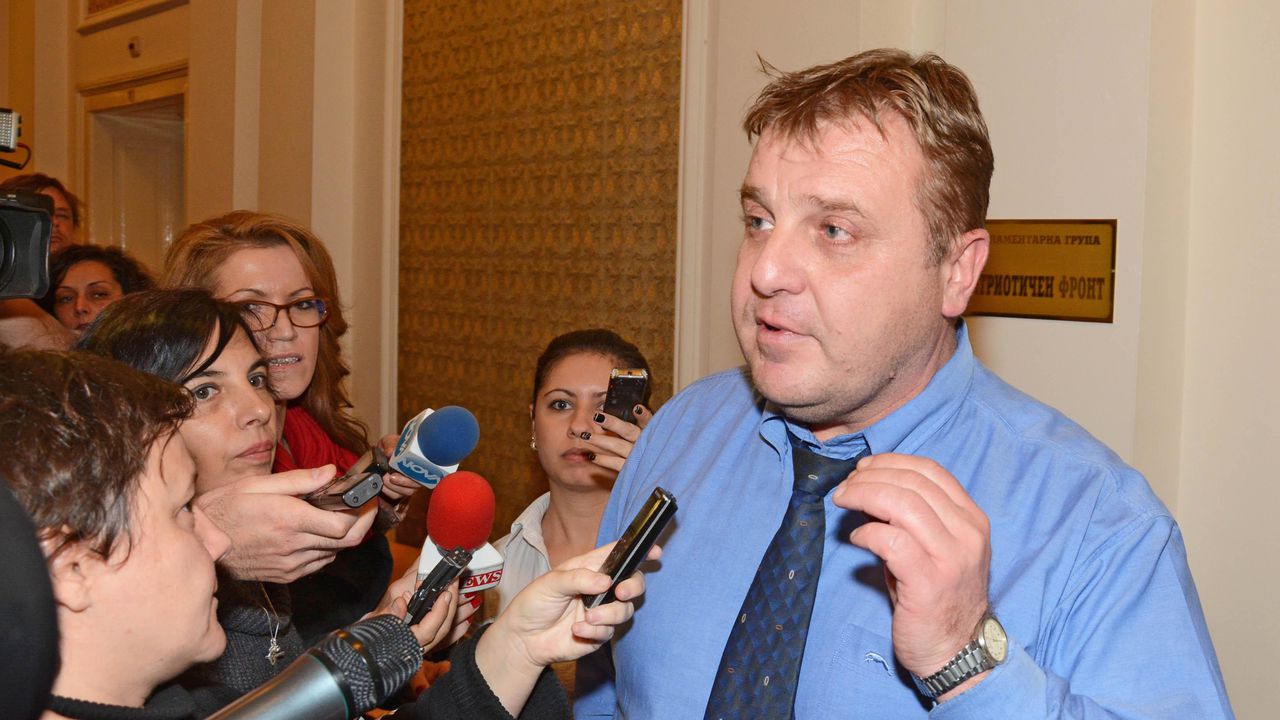 Каракачанов: Няма ненормални държави, има ненормални политици