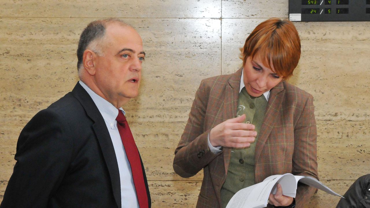 Депутати сърдити напускат вътрешна комисия, не искат да обсъждат бюджета на МВР без Горанов (обновен