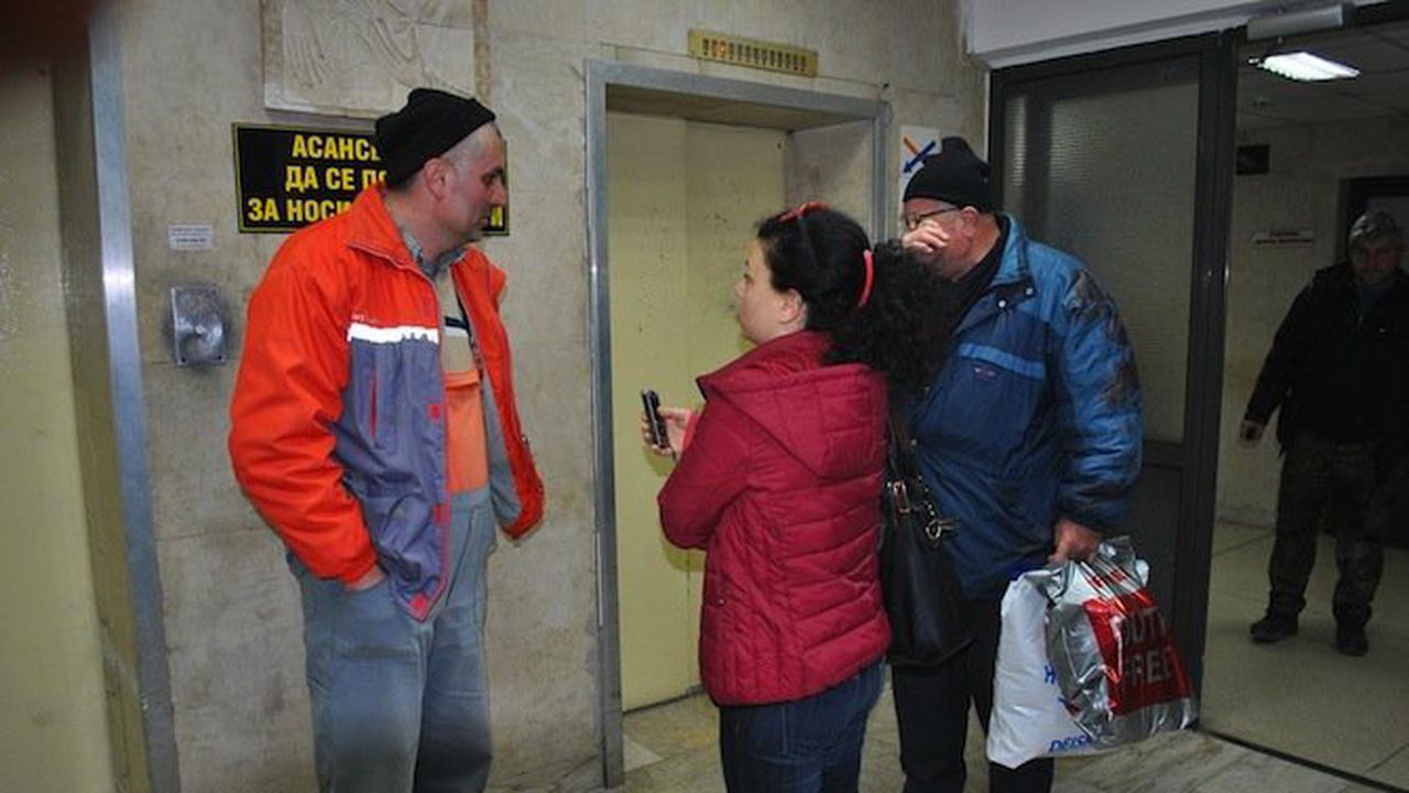 Прекрачиха се граници при отразяването на трагедията в Хитрино, обявиха медийни експерти