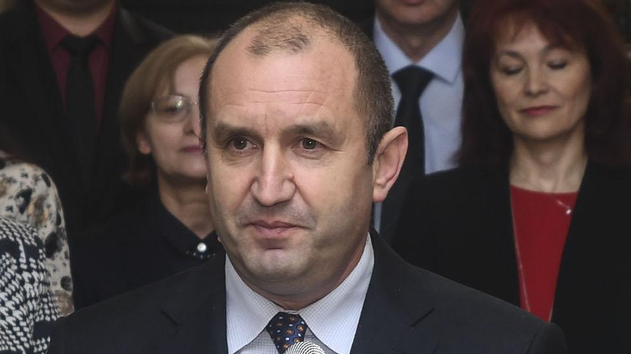 Радев ще огласи състав на служебния кабинет след встъпването си в длъжност