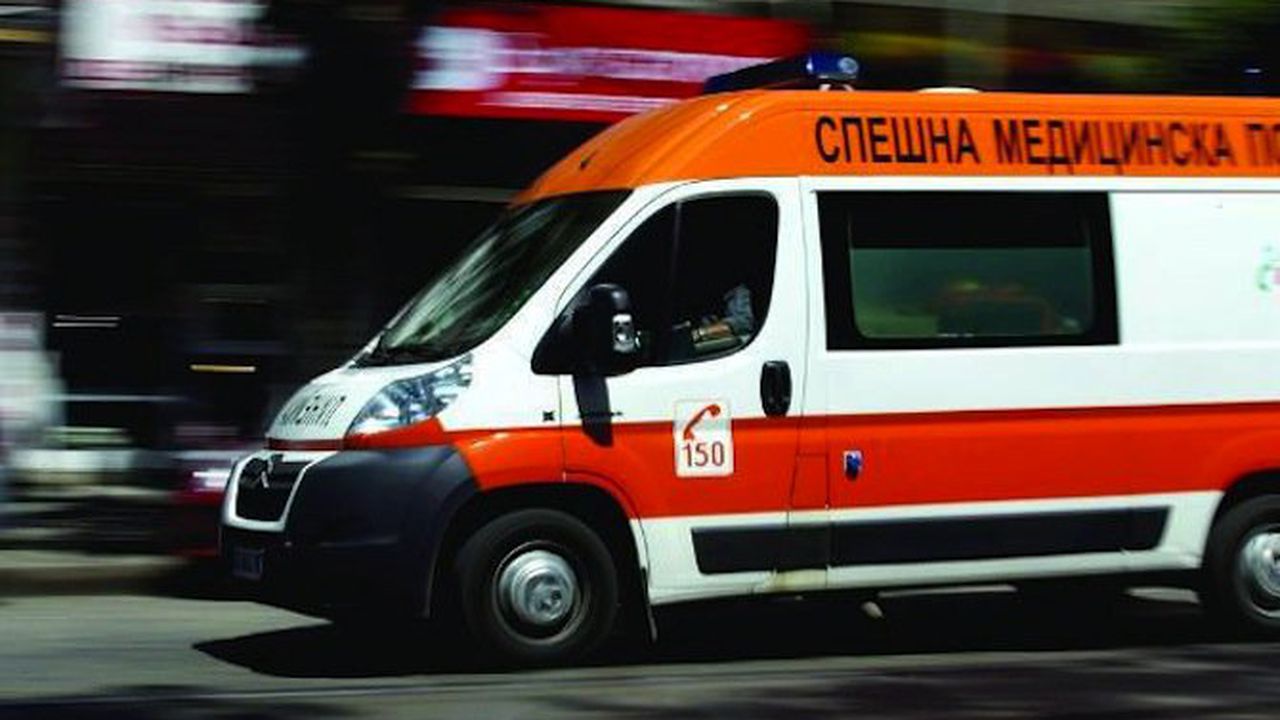 Неправоспособен с БМВ блъсна 4-годишно дете