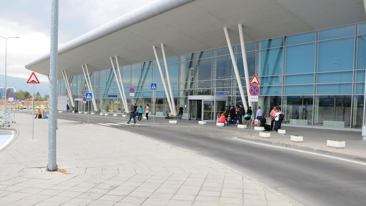 Спряха концесията на летище София