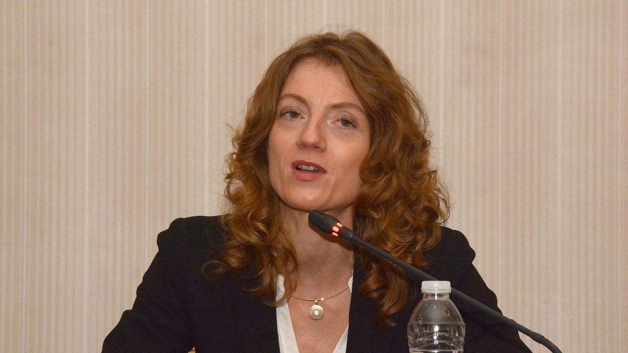 Нелепа спекулация или необходимост е държавата да следва ученика и в частното училище?