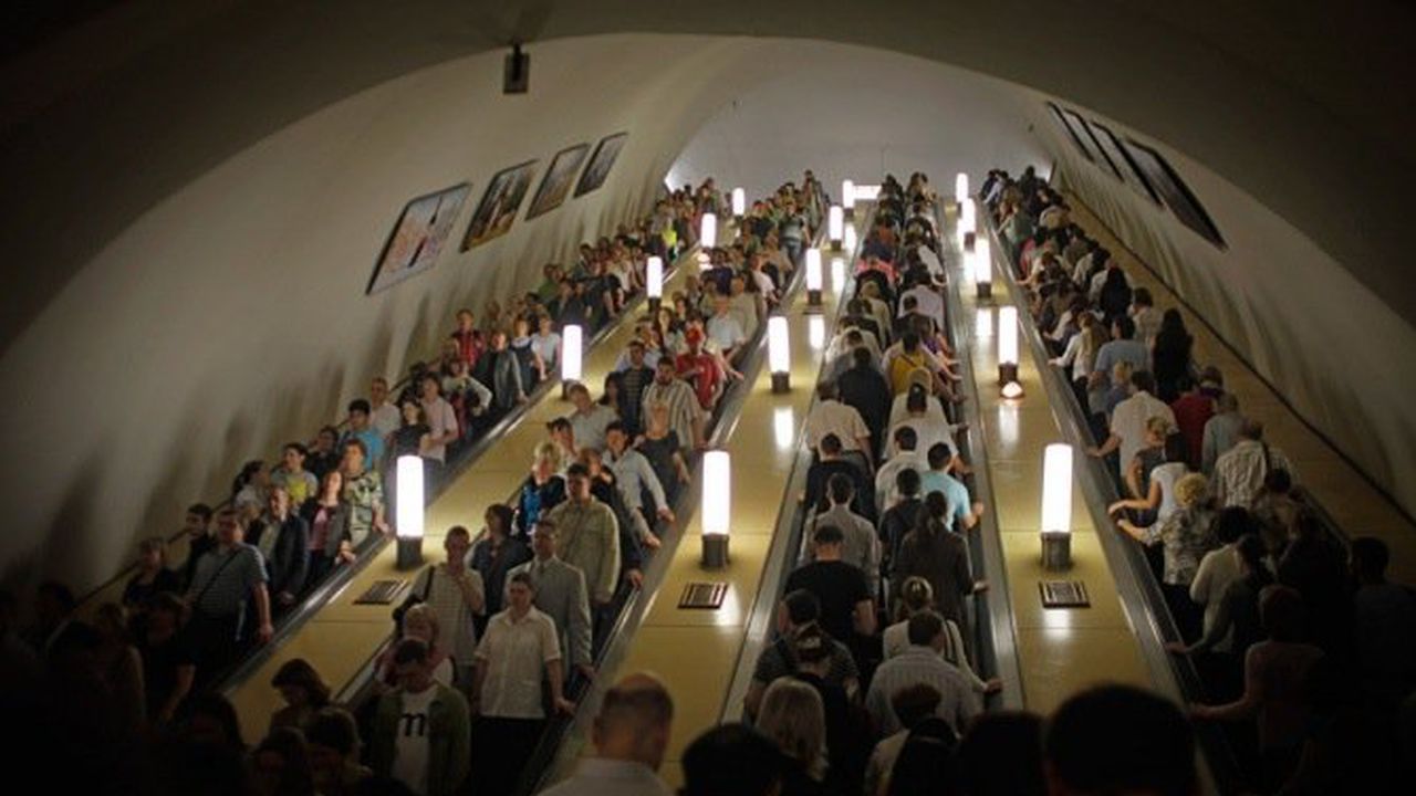 Хакери пуснаха порно в московското метро
