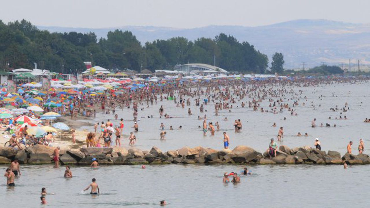 Курортите с рекордни обороти през юли