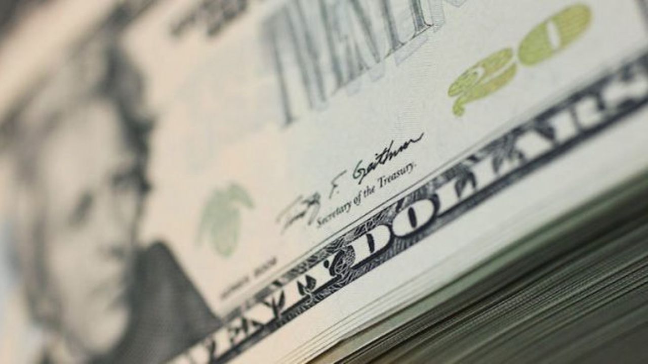 3000 милионери напуснали Гърция през миналата година