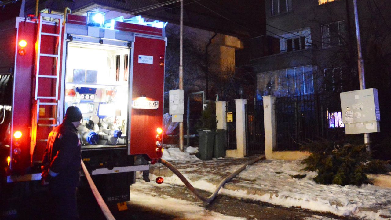Пожар в жилищна кооперация в София