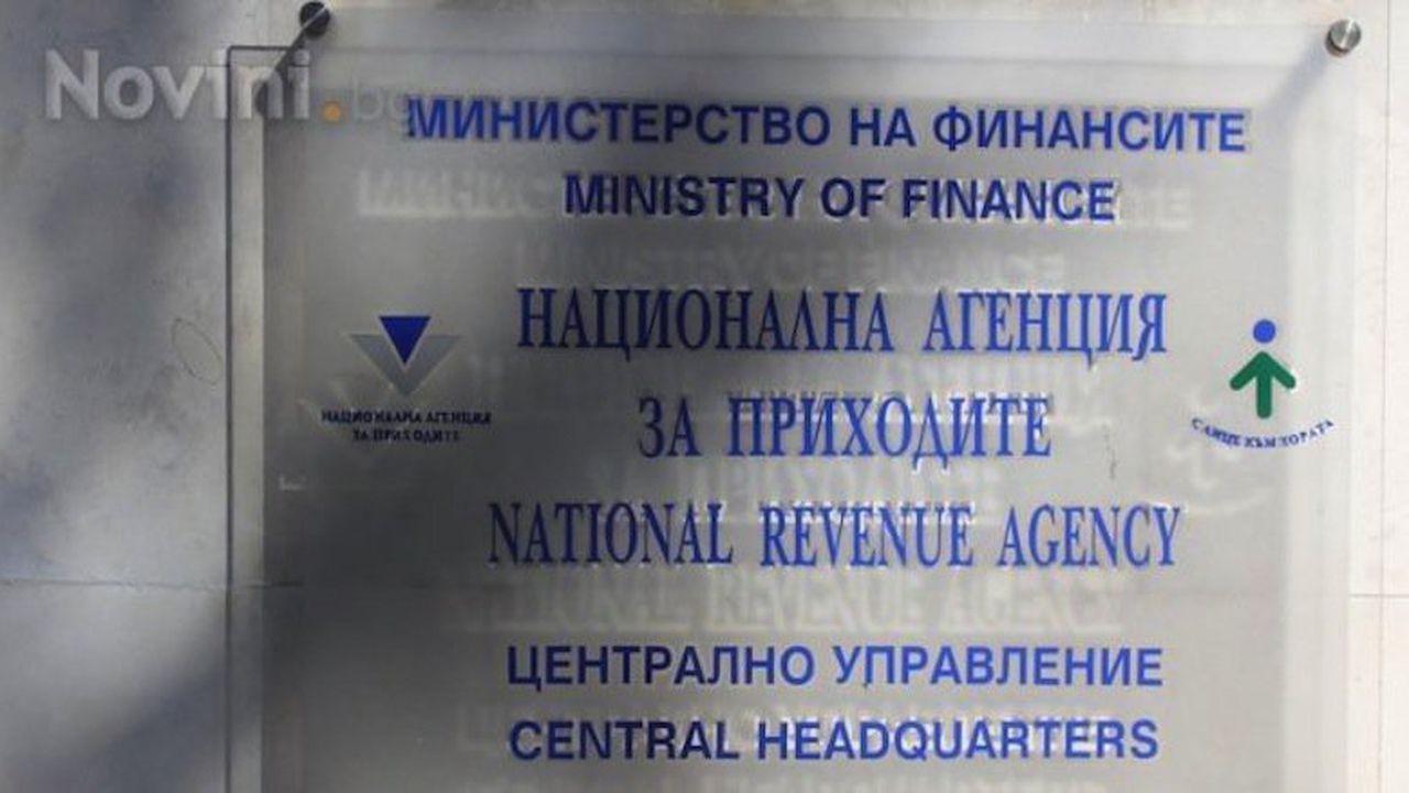 Обработката на данъчни декларации по интернет може да се забави