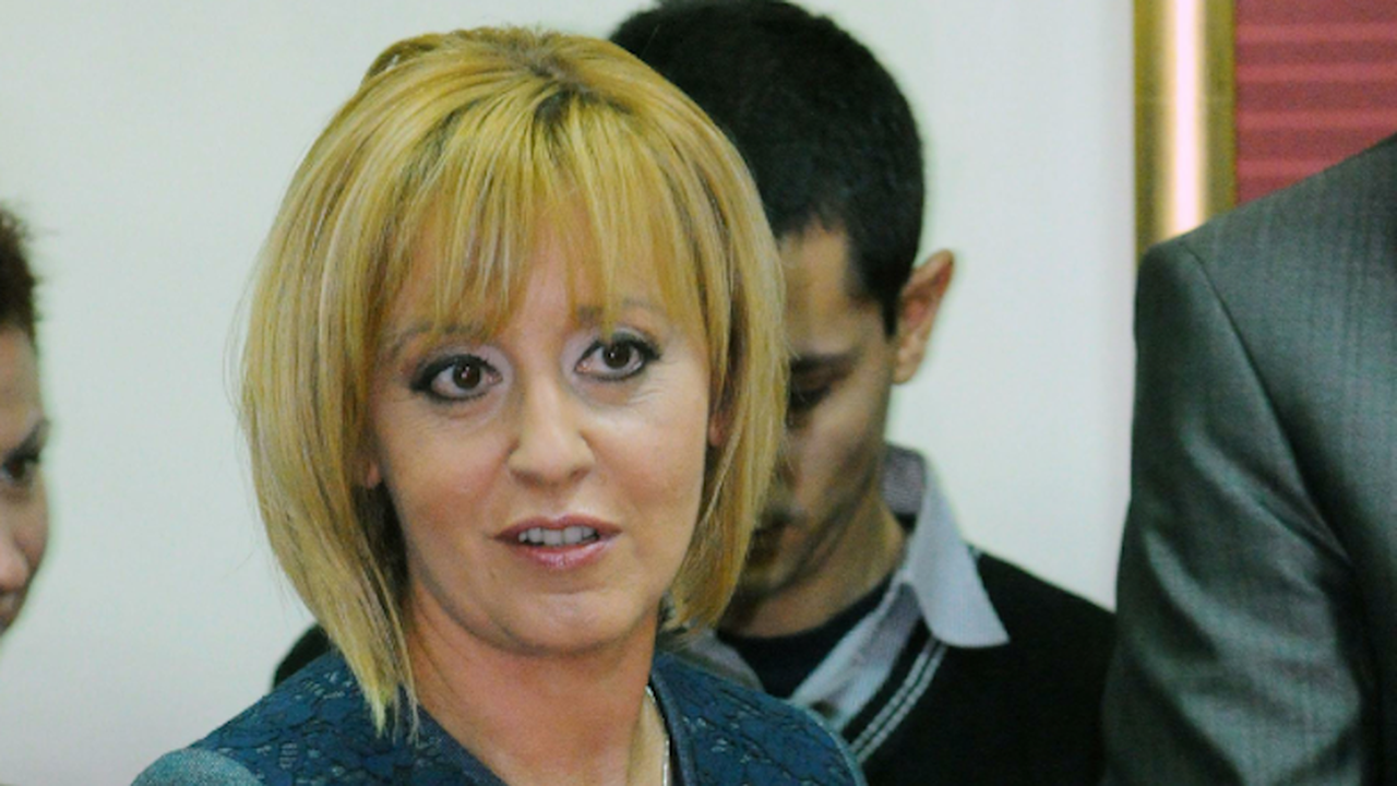 Манолова се обяви "за" машинно сканиране на изборните резултати