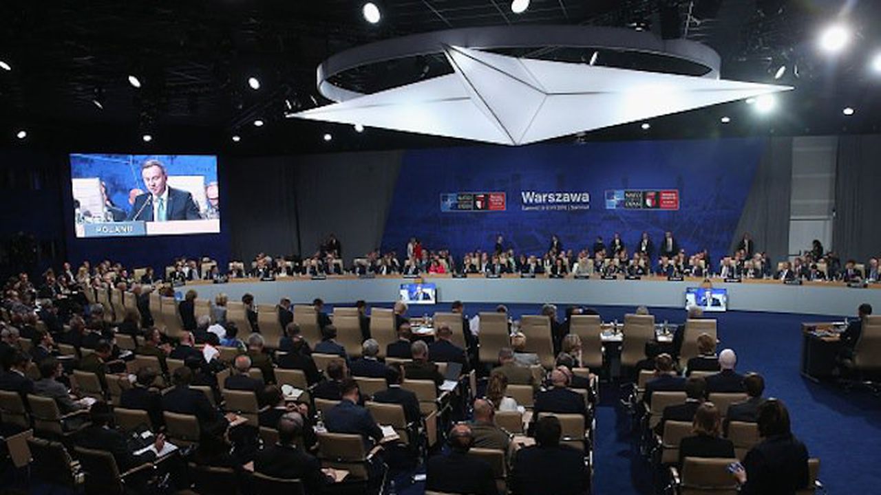 НАТО създава своя разузнавателна служба