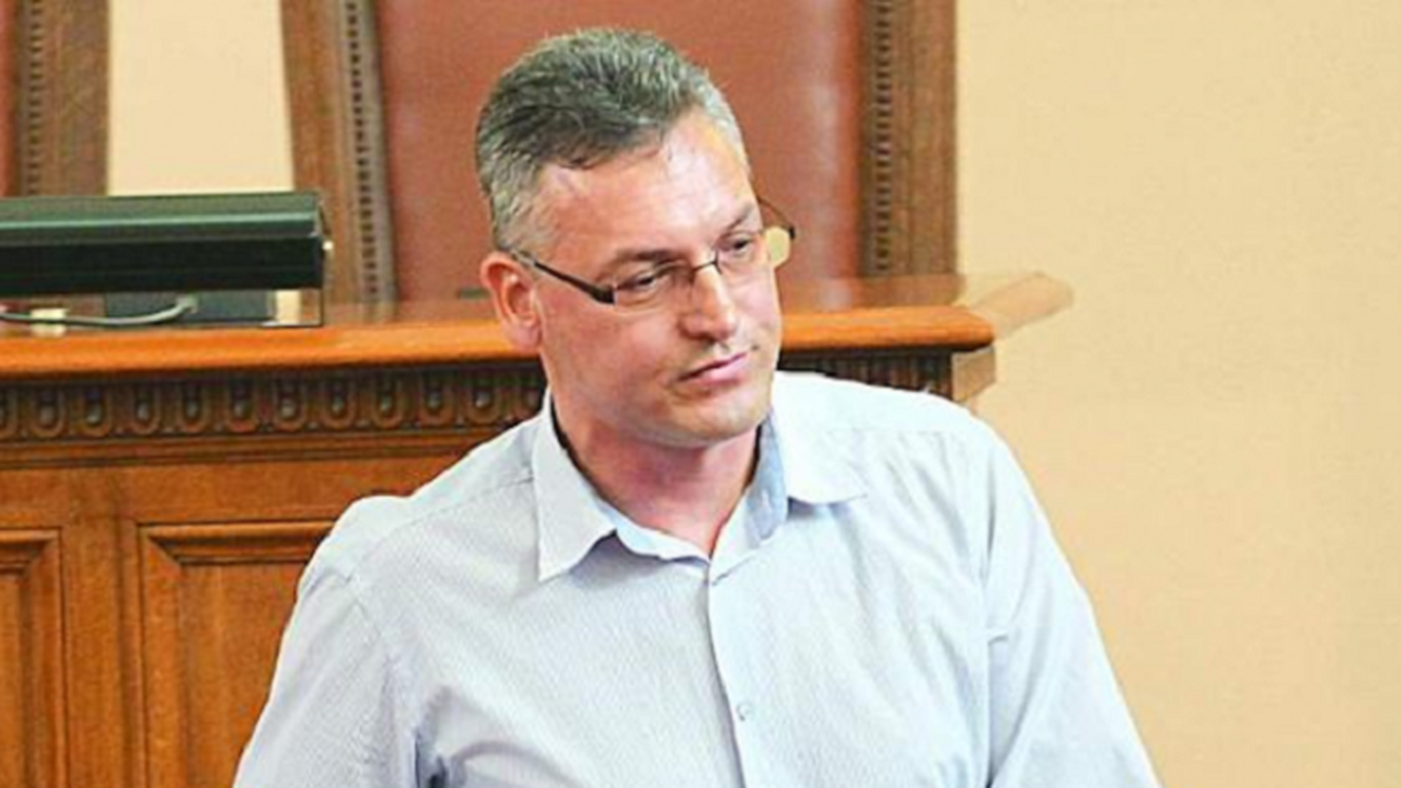 БСП отново поиска "главата" на Кунева