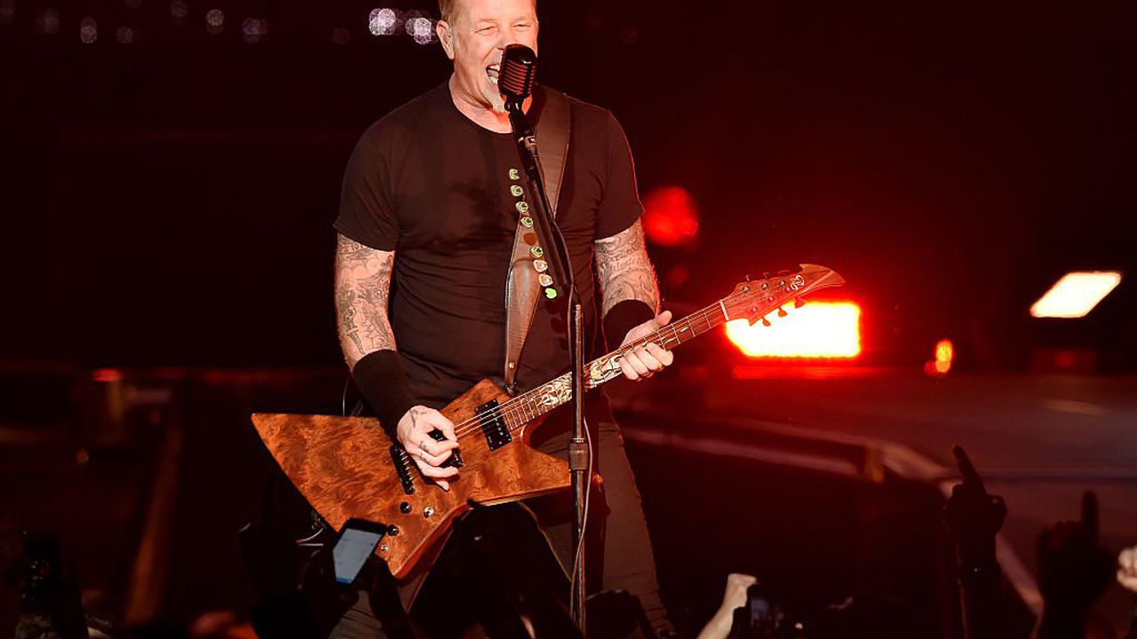 Metallica свиреха в магазина Rasputin Music (видео)
