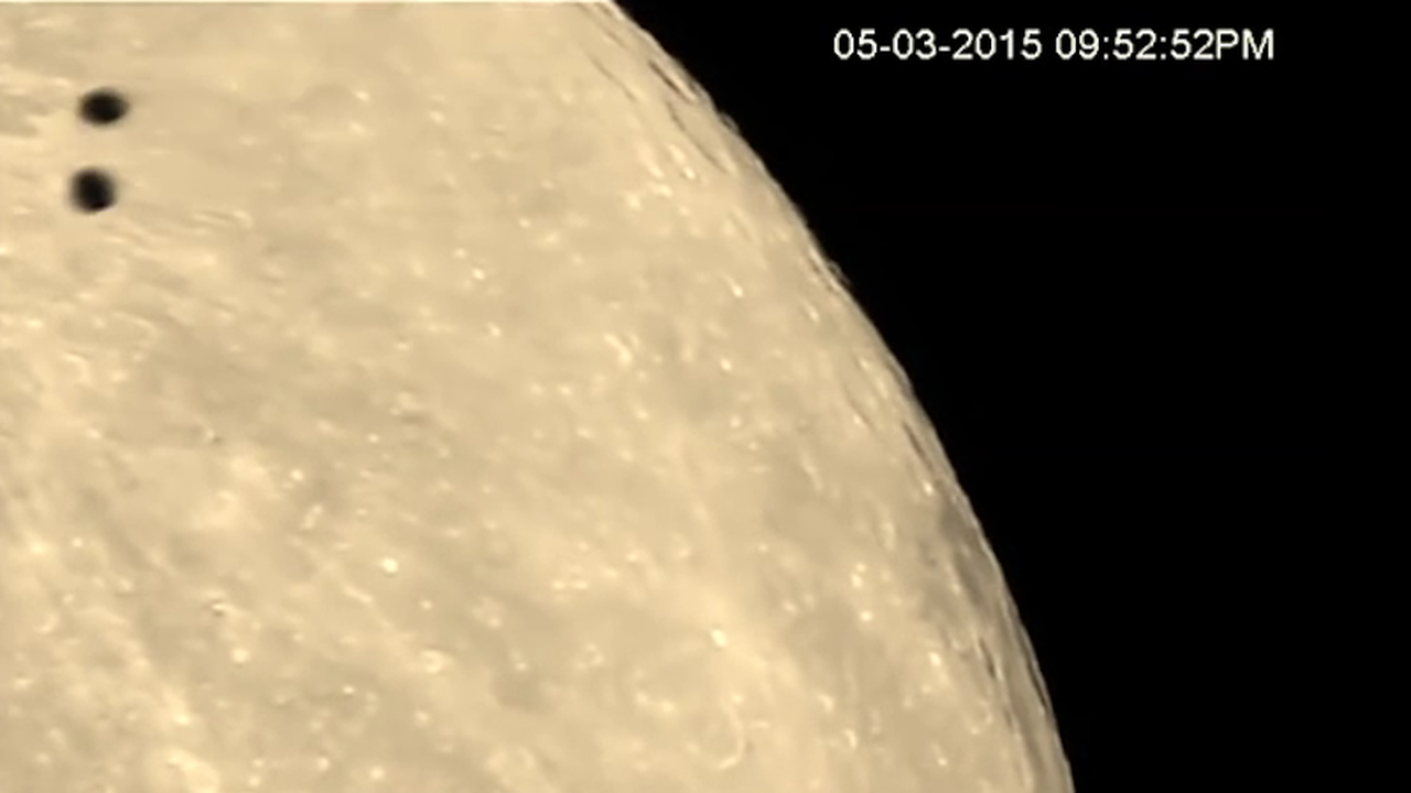 Извънземните превърнали Луната в своя база (снимка+видео)