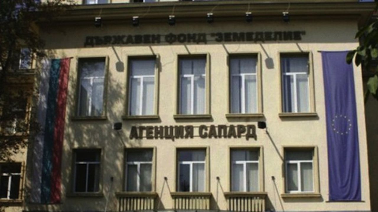Държавен фонд „Земеделие” компенсира с над 3 милиона лева щети от пропаднали площи