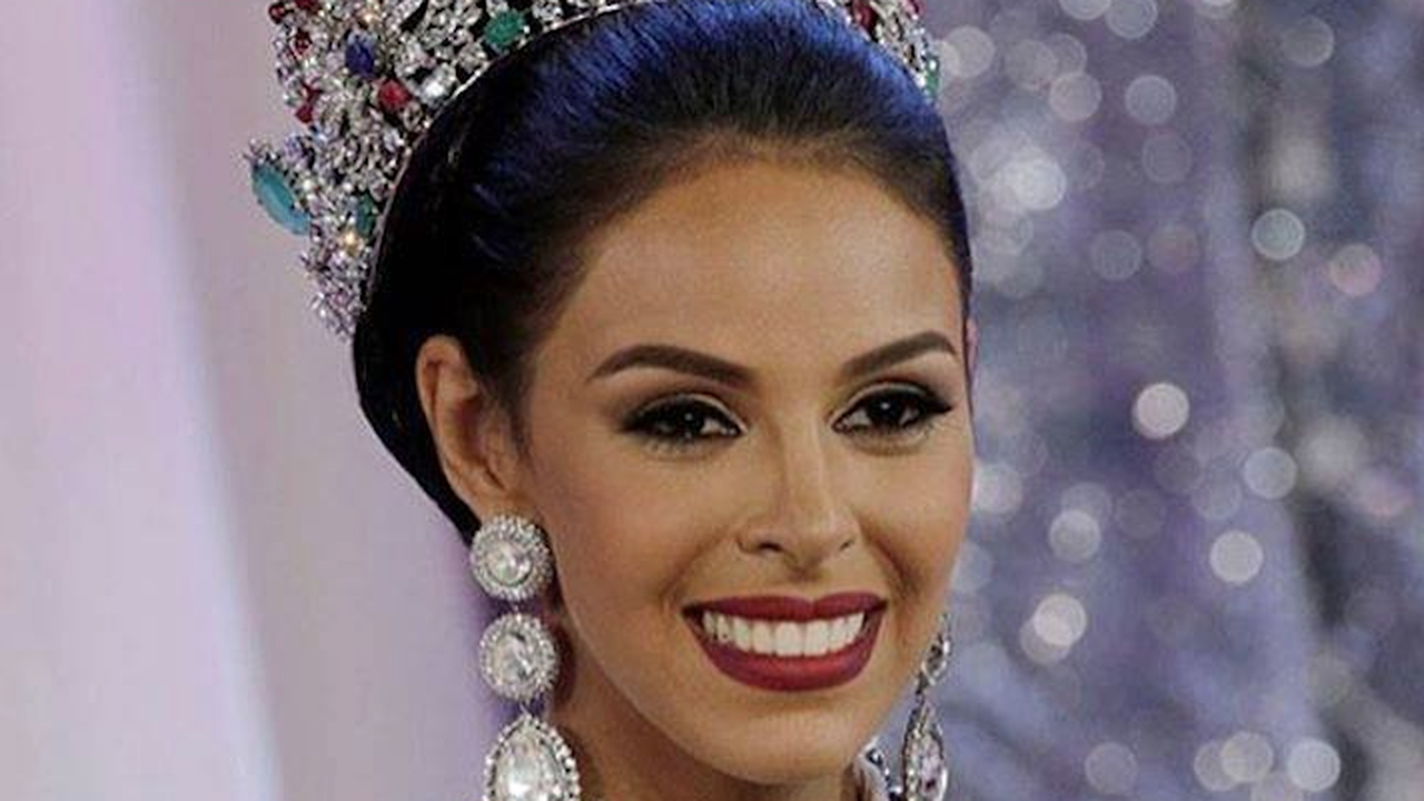 22-годишна грабна короната на „Мис Венецуела 2016”
