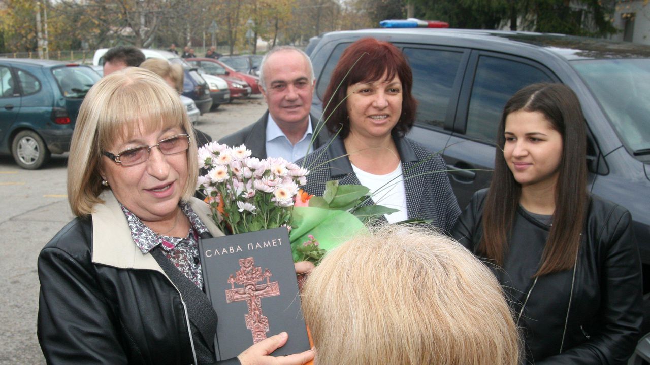 Цачева: Гласувах за повече справедливост (галерия+видео)