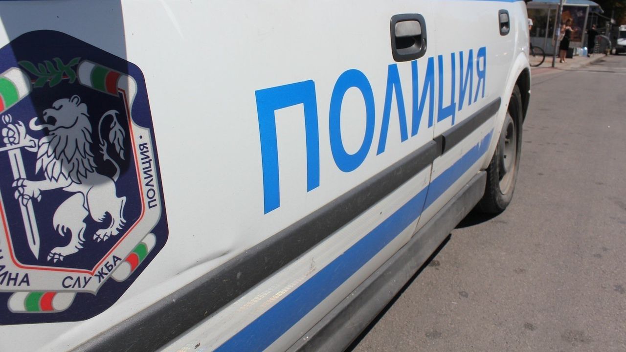 Трупът, открит в двора на русенско училище, е на жена