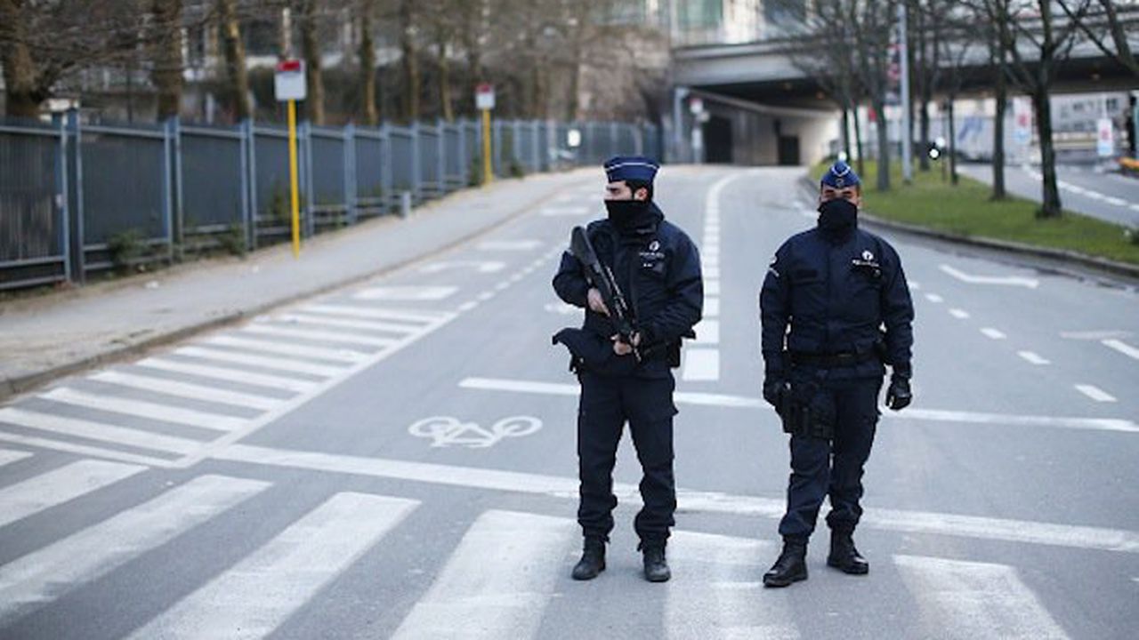 Белгия задържа четирима души за тероризъм след мащабни акции