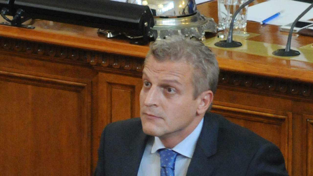 Приеха Закона за лечебните заведения, но отхвърлиха идеята за приватизация на болниците (видео)