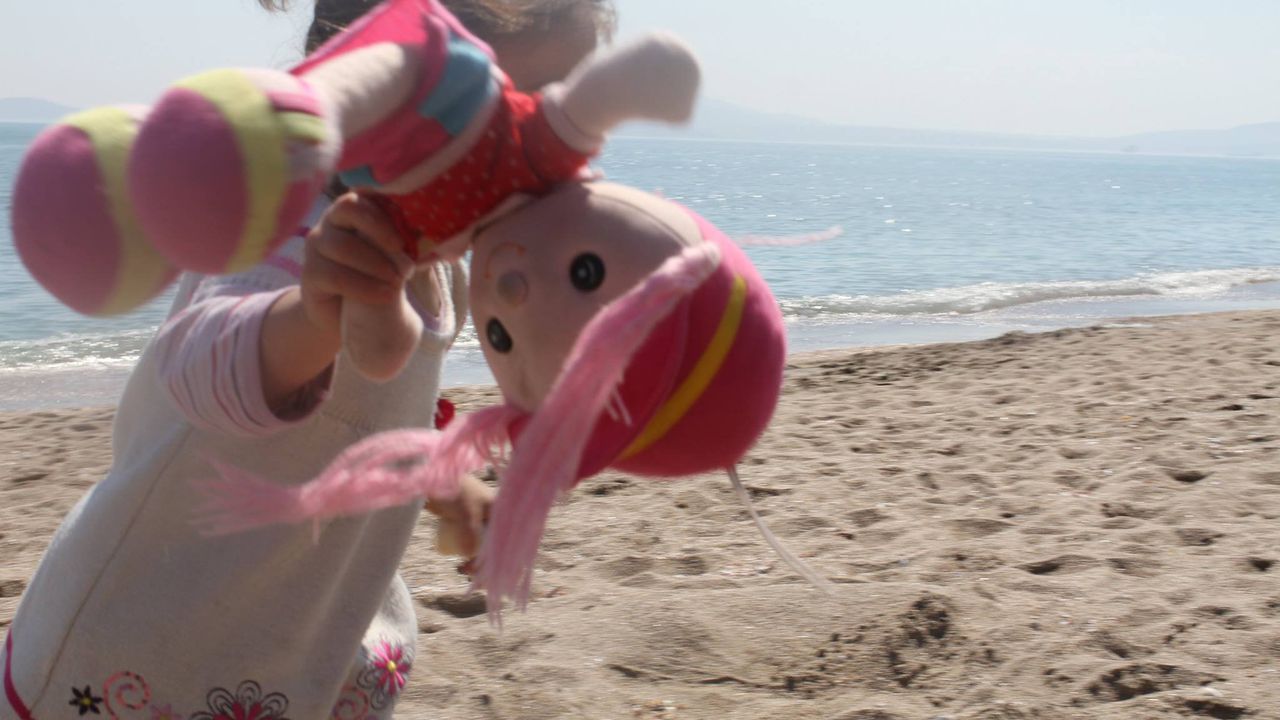 Издирват роднини на момиченцето от трагичния инцидент в Бургас