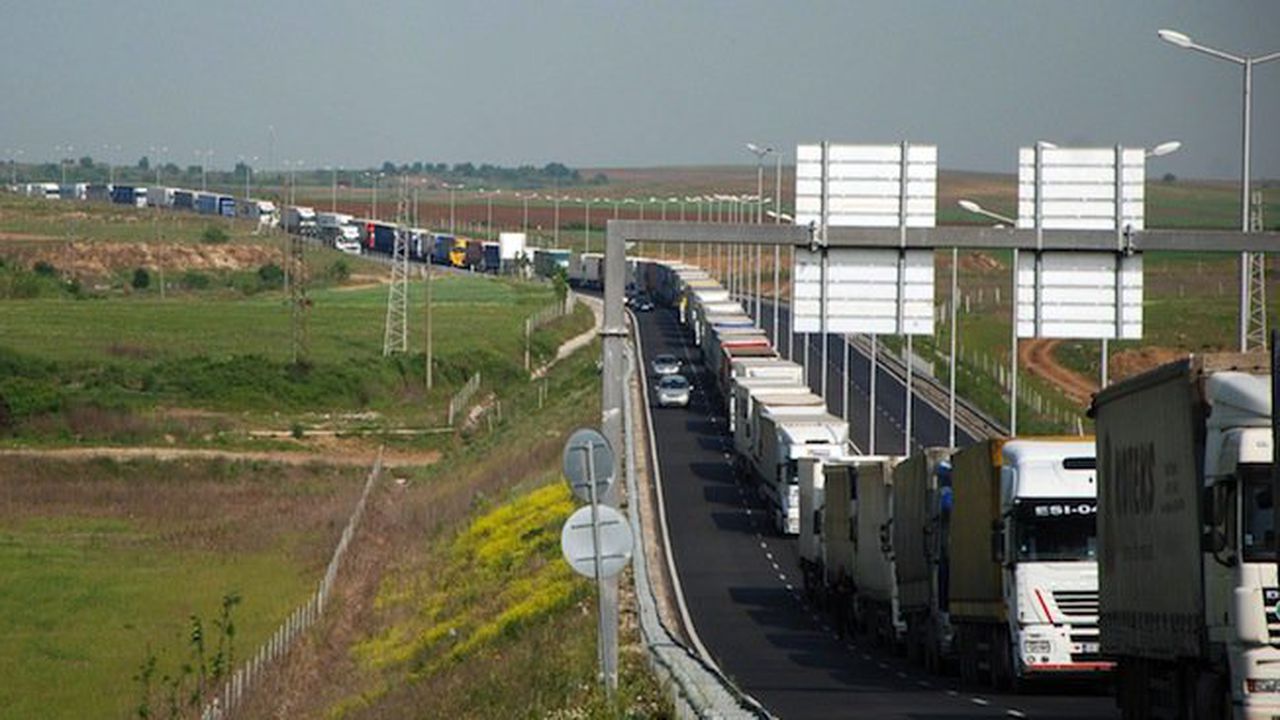 Смесена система за тол такса за тежкотоварни МПС и е-винетка за леки коли въвежда МС