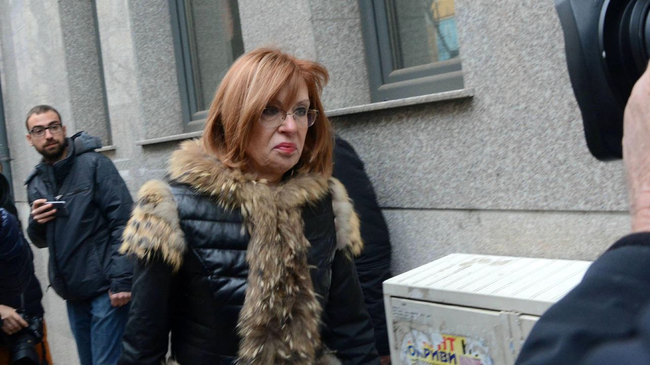 Ченалова: Кмет на областен град е водил магистрати при Пеевски
