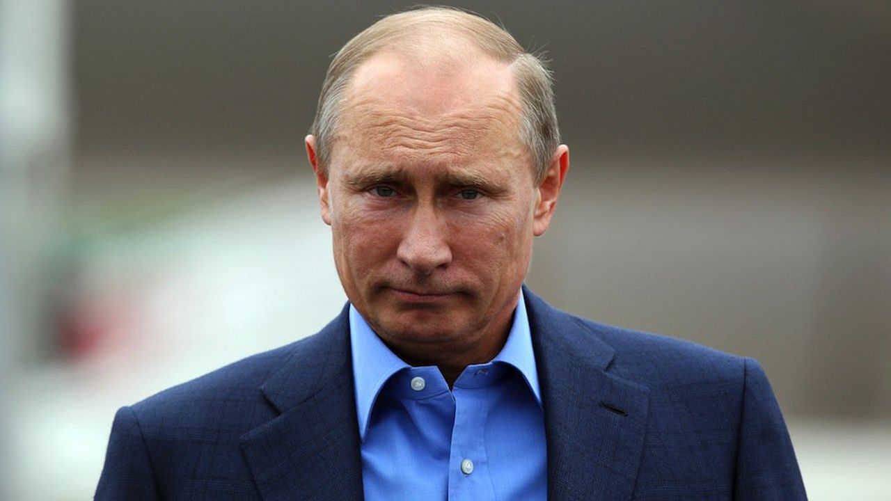 Путин нареди на авиокомпаниите да приберат руските туристи от Турция
