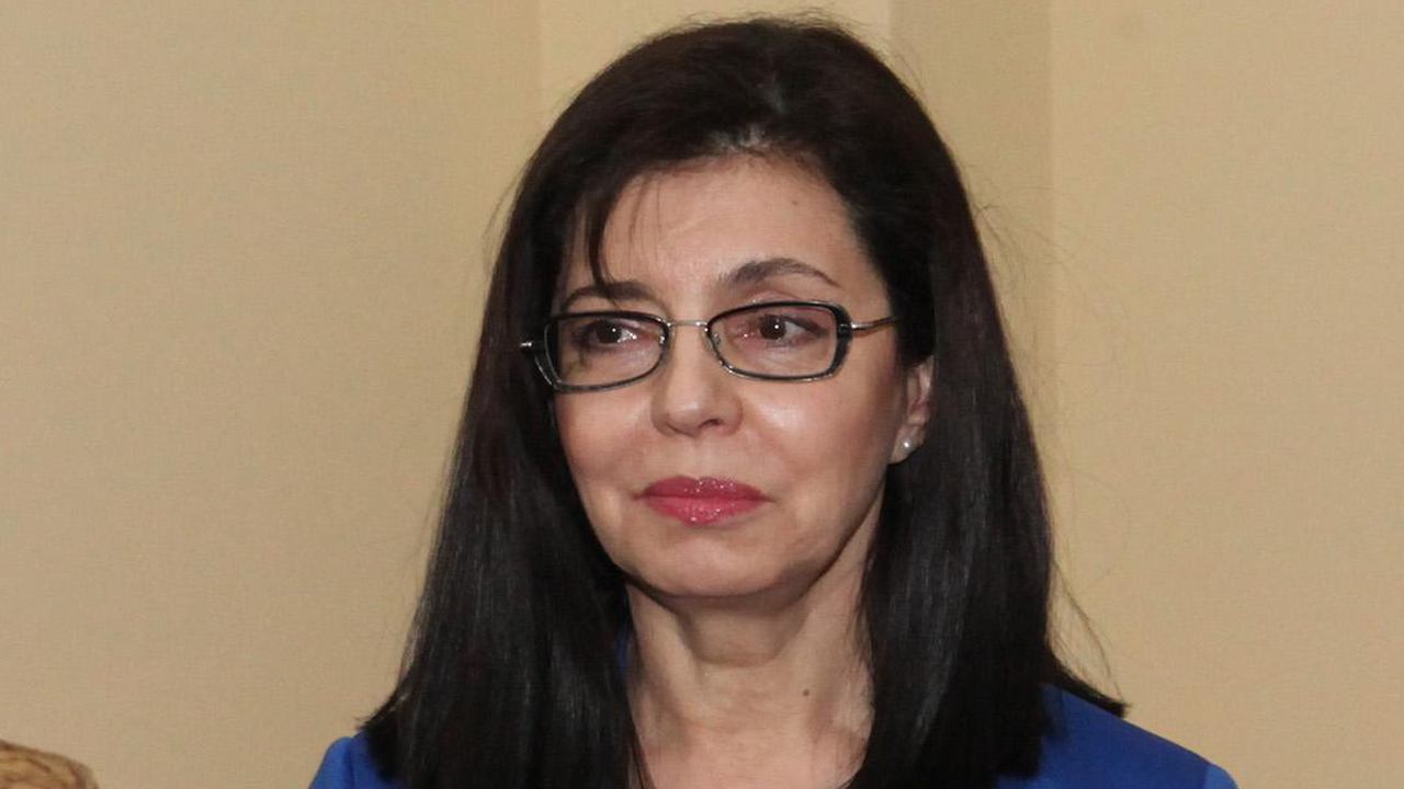 Кунева: Няма подменена статистика за математиката