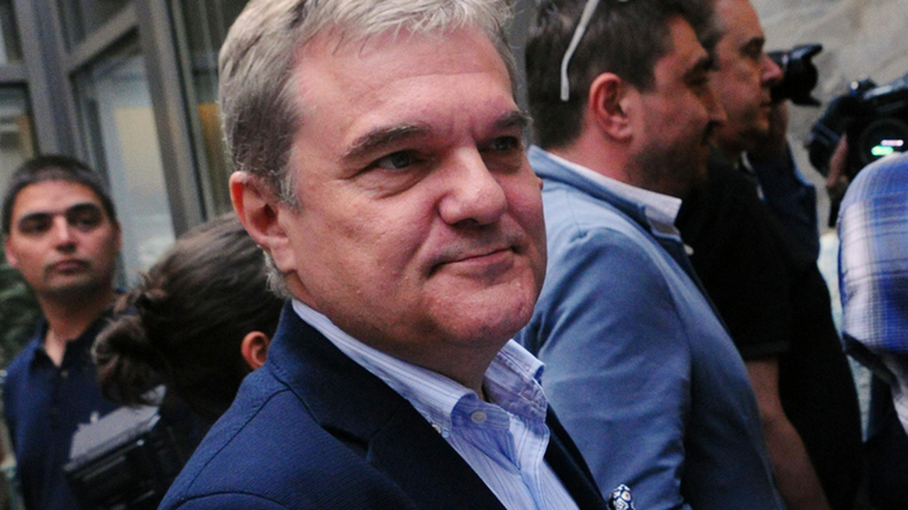 Румен Петков към Борисов: Успокой се, бе, колега