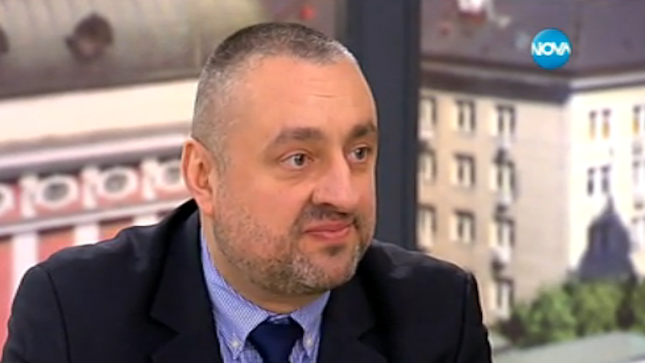 Ясен Тодоров: Имам sms-и с интимен характер, няма да ги покажа