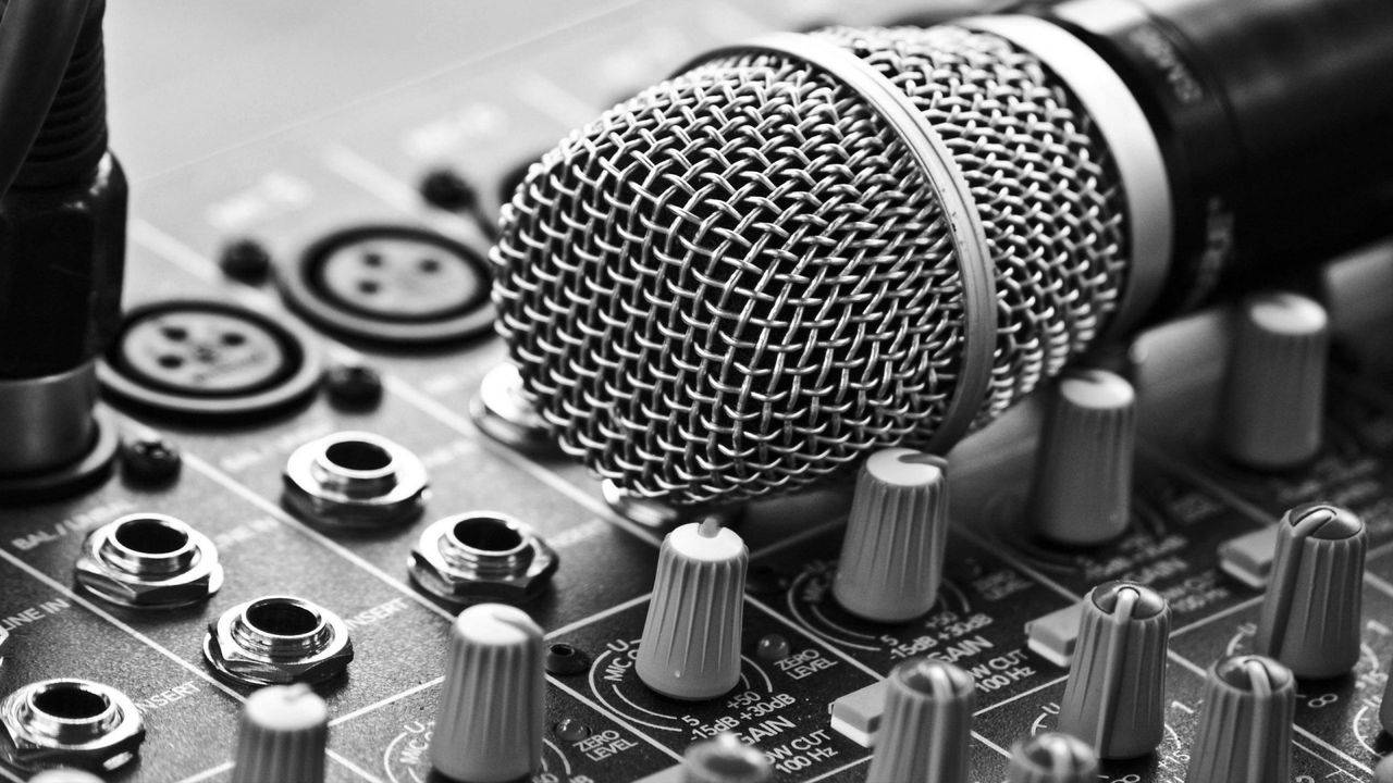 Глас Народен настоява за по-бързо приемане на квотите за излъчване на българска музика