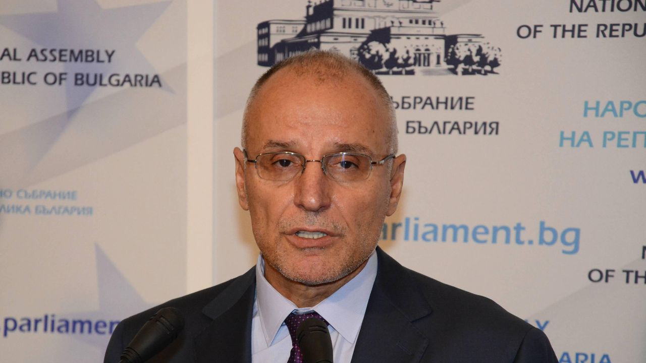 Димитър Радев внесе в НС имената на подуправителите, с които иска да работи