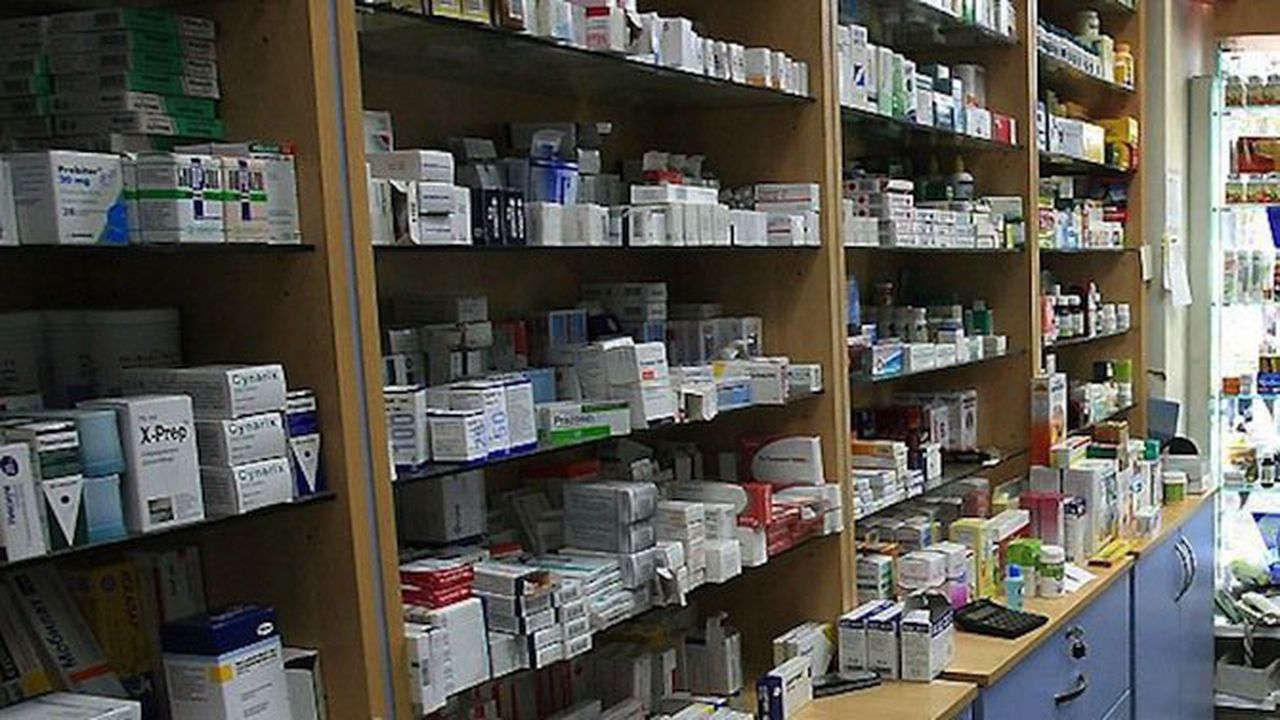 Черна борса с лекарства опразни аптеките ни