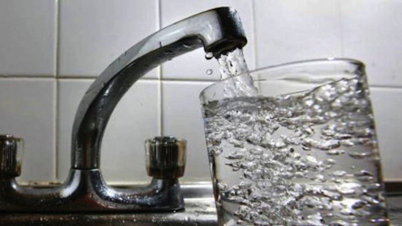 Спират водата на места в София