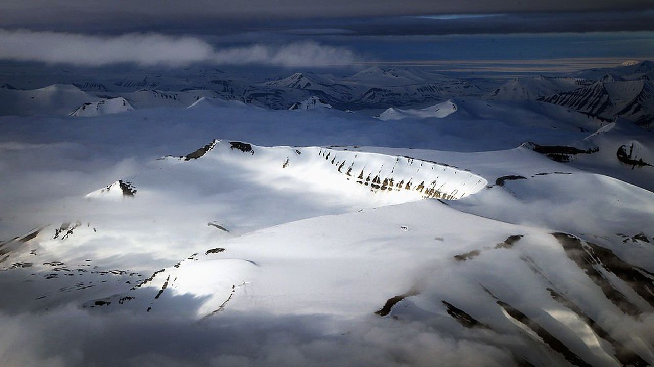 Северният полюс се премества на Изток