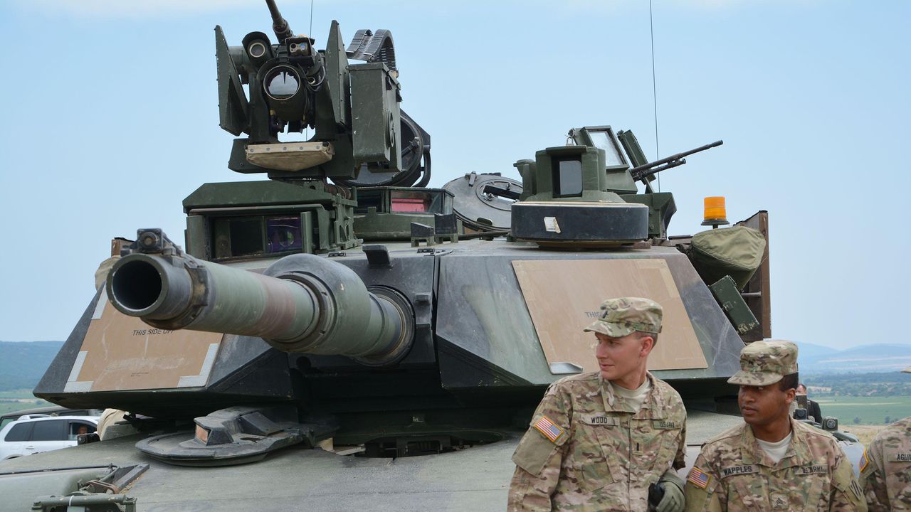 Ще се проведат редица военни учения, МО обяви временно опасните зони